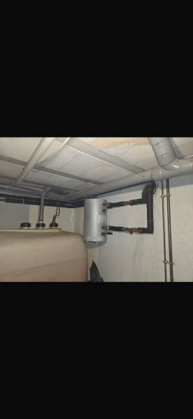 Ancienne cuve fiou et ancienne installation