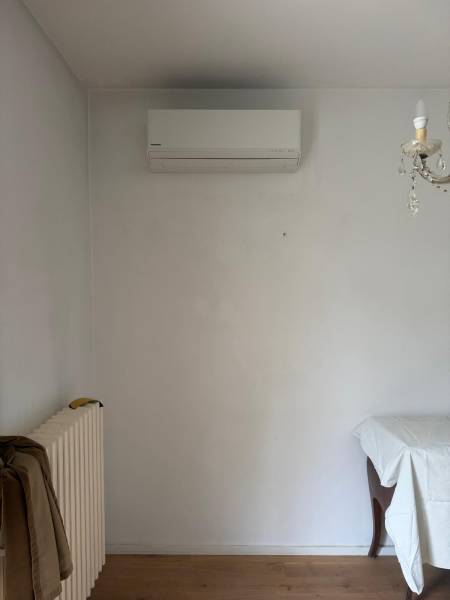 La société ECO SYSTEME réalise l'installation de climatisation réversible éco-performante pour votre maison individuelle avec mise en service incluse